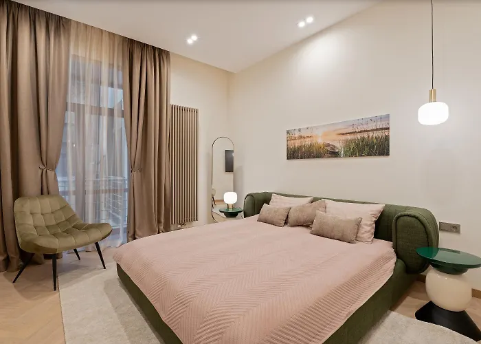 Raina Petit - Boutique Apartment *